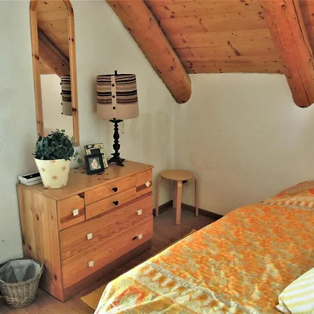 Rustico Gatto By Fewotessin Tatil Evi Cugnasco